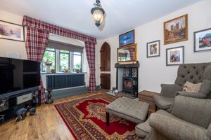Sitting room- click for photo gallery
